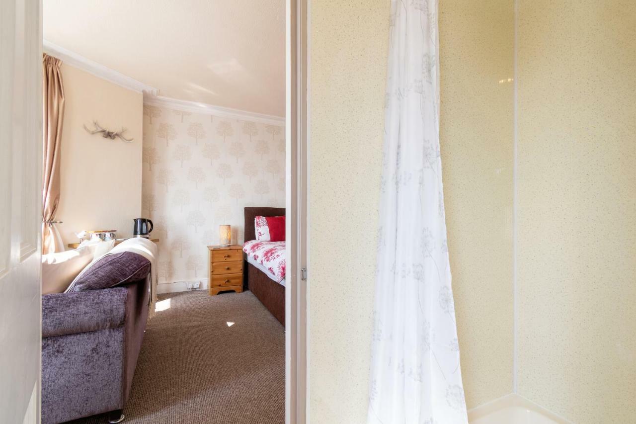 Awel Mor Hotel Criccieth Exterior photo